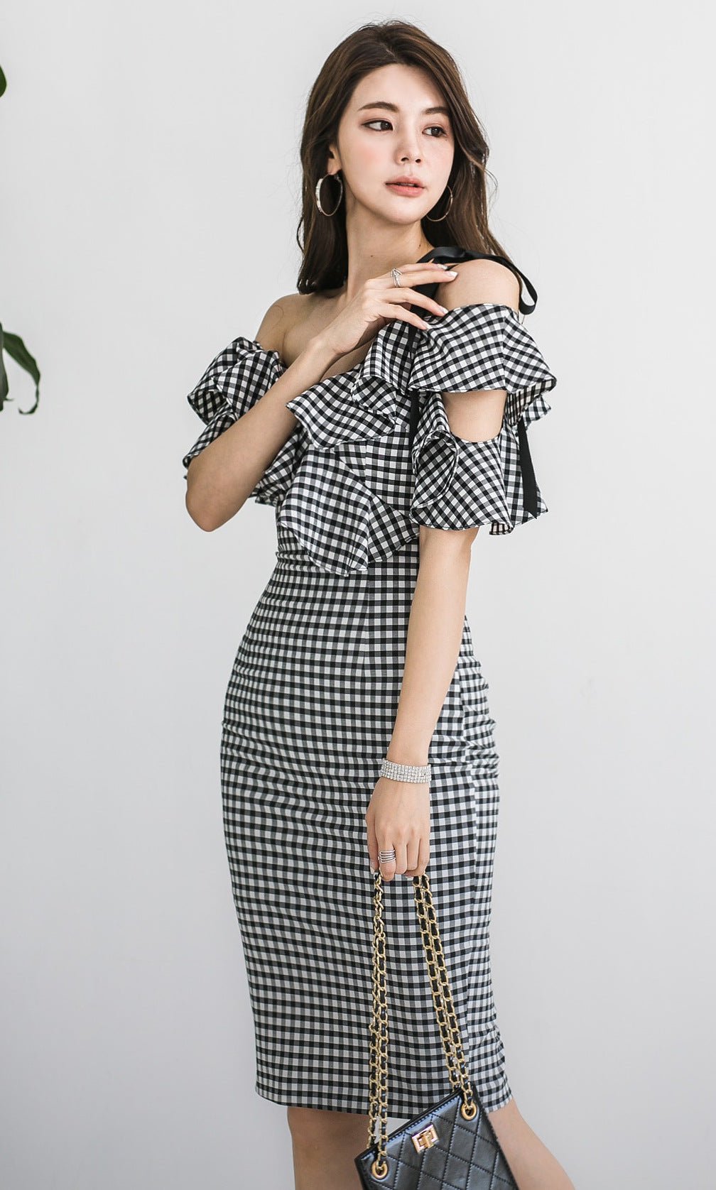 Deep V Neck Sexy Slim Fit Hip-Hugging Dress Cross-Border 2025 Korean Style New Women's Hip-Hugging Sexy Plaid Midi Skirt