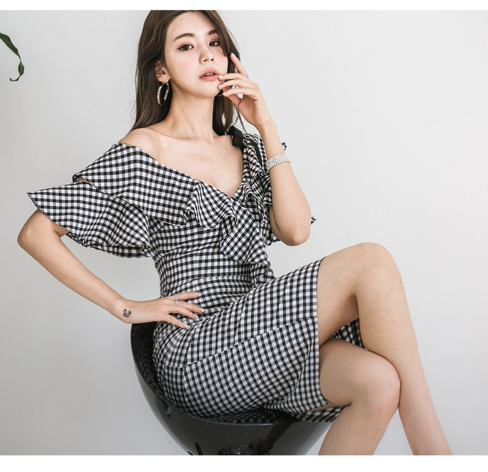 Deep V Neck Sexy Slim Fit Hip-Hugging Dress Cross-Border 2025 Korean Style New Women's Hip-Hugging Sexy Plaid Midi Skirt