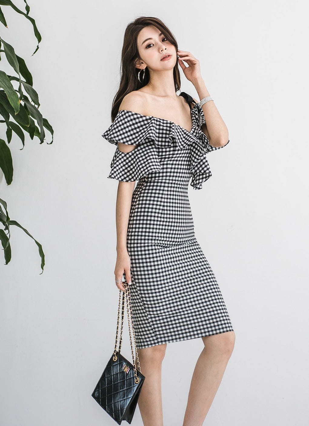 Deep V Neck Sexy Slim Fit Hip-Hugging Dress Cross-Border 2025 Korean Style New Women's Hip-Hugging Sexy Plaid Midi Skirt