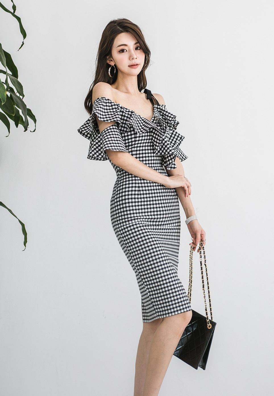 Deep V Neck Sexy Slim Fit Hip-Hugging Dress Cross-Border 2025 Korean Style New Women's Hip-Hugging Sexy Plaid Midi Skirt