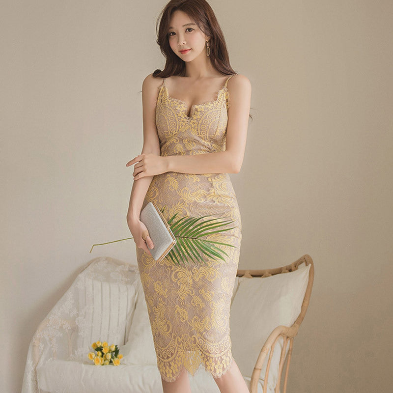 Cross-Border Women's Clothing 2025 Summer New Style Elegant V-Neck Slim-Fit Spaghetti Strap Dress Mid-Length Lace Bodycon Dress