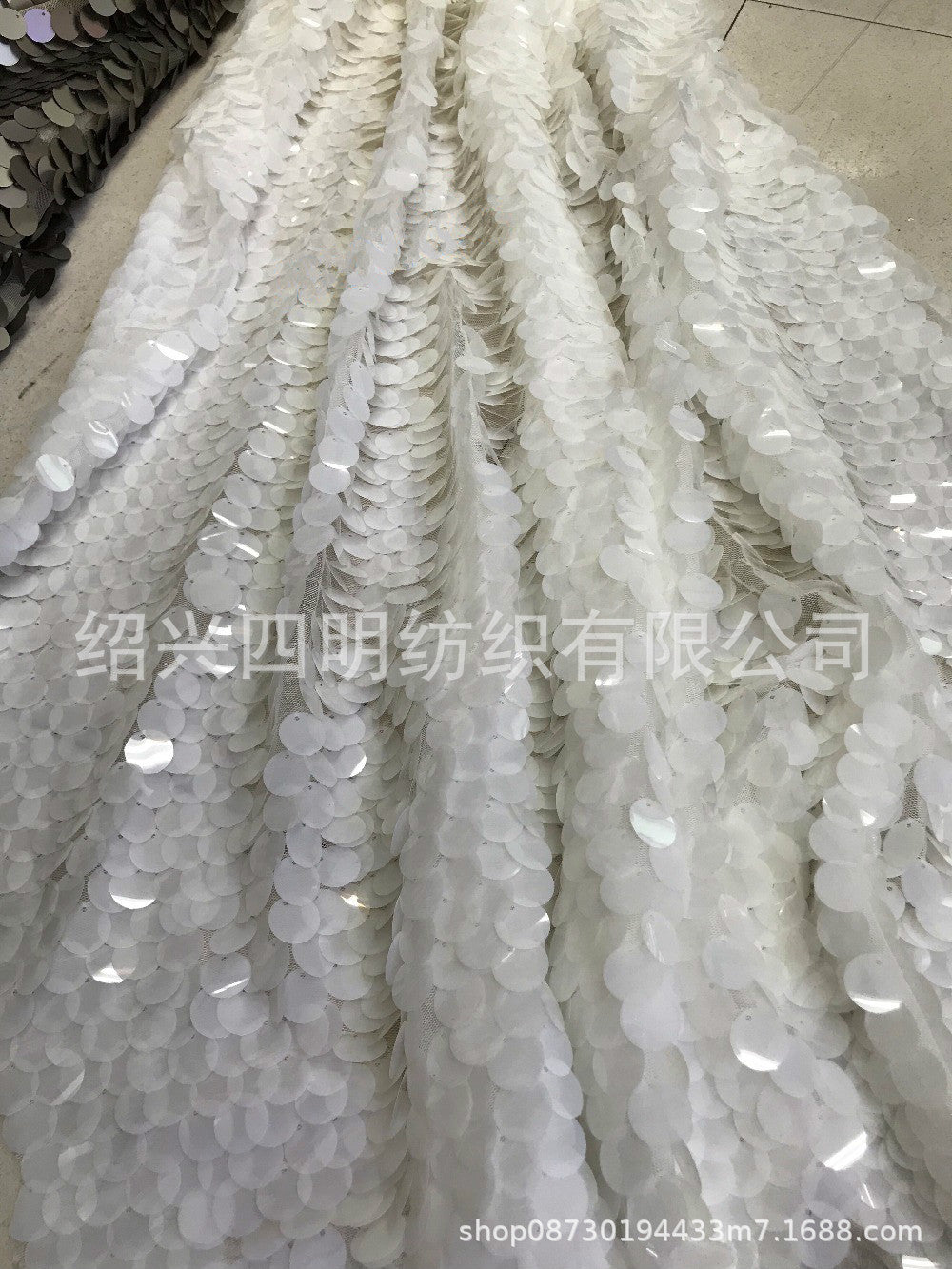 18mm round encrypted sequin cloth, magic powder mermaid sequins, dress stage clothing fabric, background