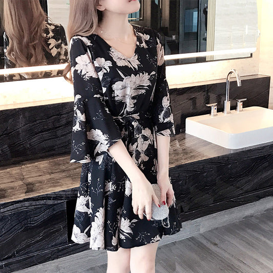 New floral dress women's summer dress summer 2019 new women's fashion student Korean style slimming fashion fashion