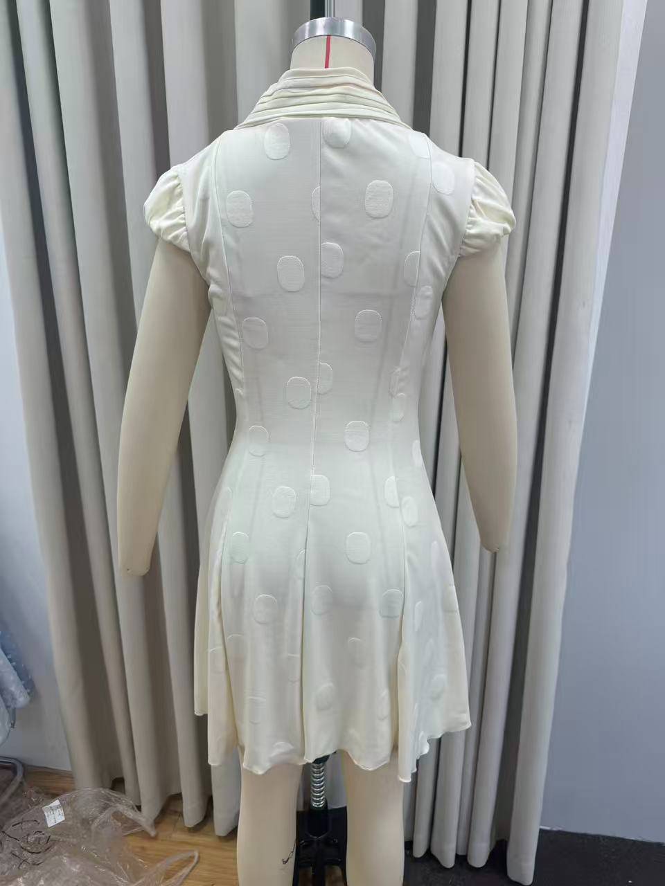 In-Stock Sexy Hot Girl Style Slim-Fit Waist-Cinching Deep V-Neck Short-Sleeve Dress for Women 2026 New Model Cross-Border European and American Fashion
