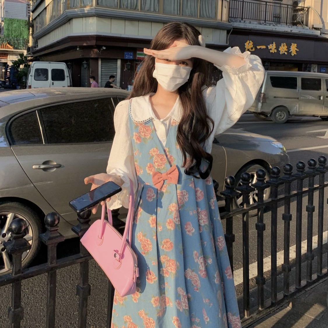 2026 Autumn Korean-Style Girl Group Dress with a Stylish Square Neckline, Waist-Cinching Design, Slimming Effect, Flared Sleeves, and Puffy Gown Dress
