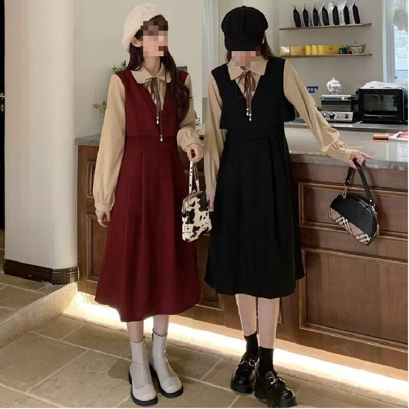 2026 Autumn Korean-Style Girl Group Dress with a Stylish Square Neckline, Waist-Cinching Design, Slimming Effect, Flared Sleeves, and Puffy Gown Dress